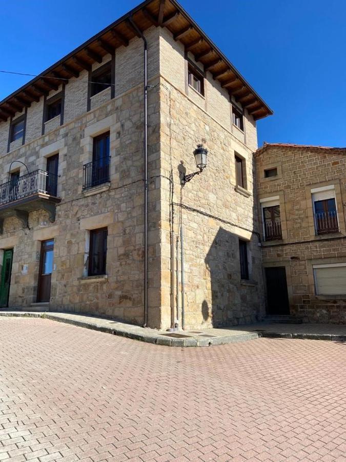 Apartamentos Rurales La Plaza 2 Дуруело де ла Сиера Екстериор снимка