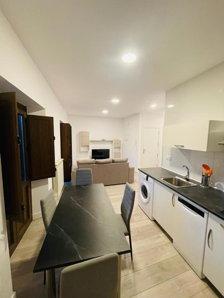 Apartamentos Rurales La Plaza 2 Дуруело де ла Сиера Екстериор снимка
