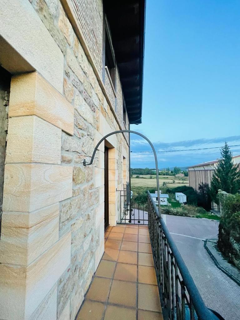 Apartamentos Rurales La Plaza 2 Дуруело де ла Сиера Екстериор снимка