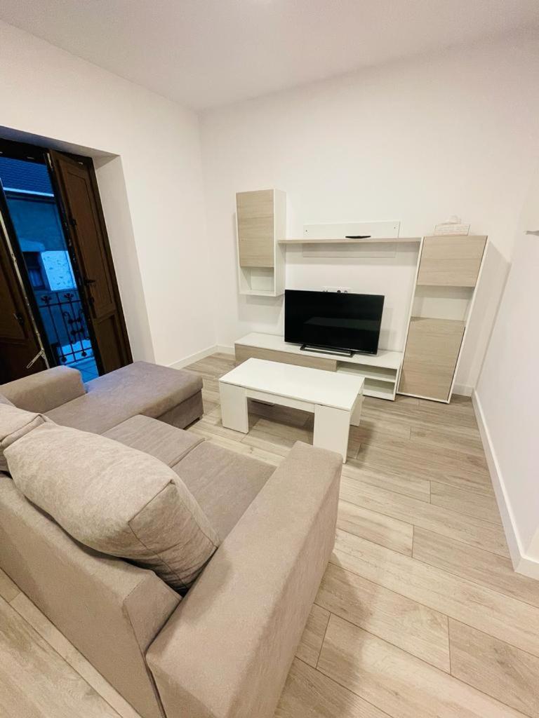 Apartamentos Rurales La Plaza 2 Дуруело де ла Сиера Екстериор снимка
